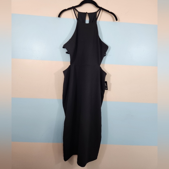 NWT Express Laser Cut Black Dress - Picture 10 of 11